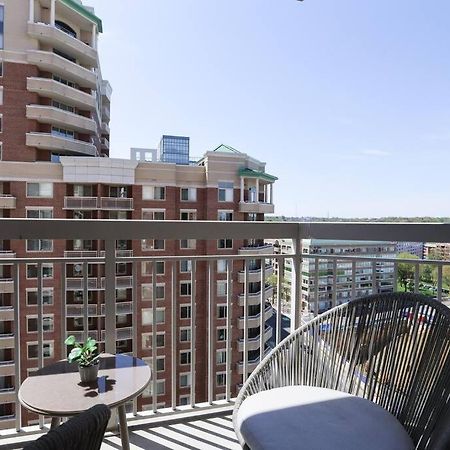 Bright Apartment Walk To Ballston Metro 阿林顿 外观 照片