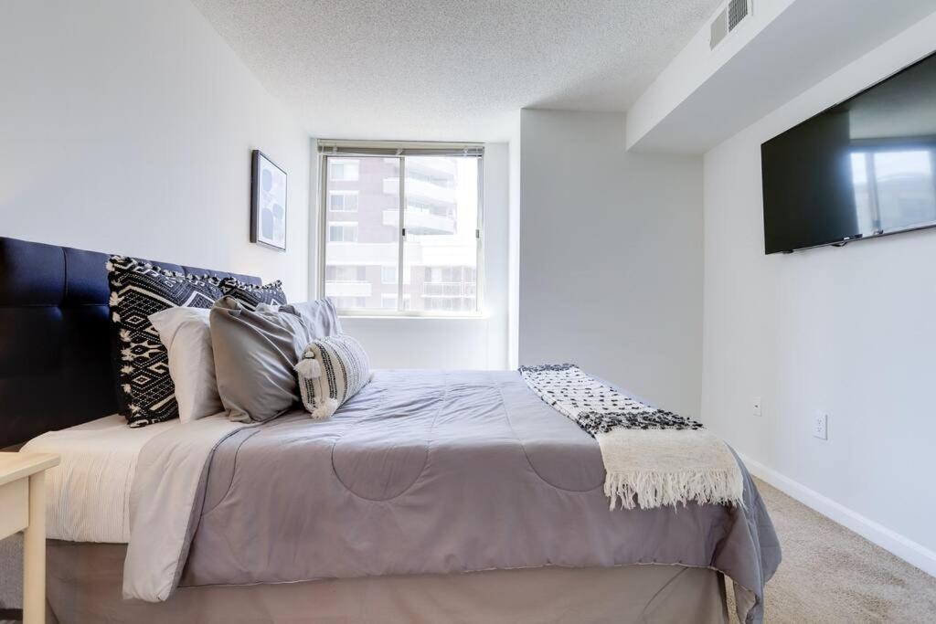 Bright Apartment Walk To Ballston Metro 阿林顿 外观 照片