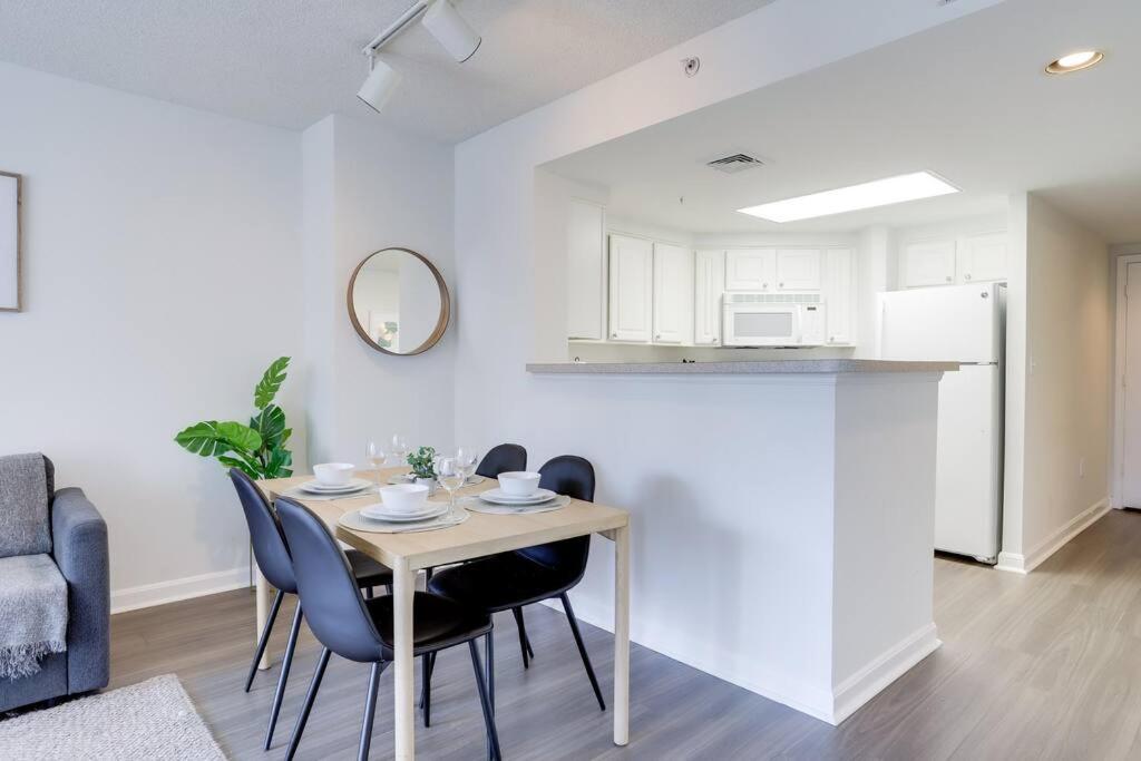 Bright Apartment Walk To Ballston Metro 阿林顿 外观 照片