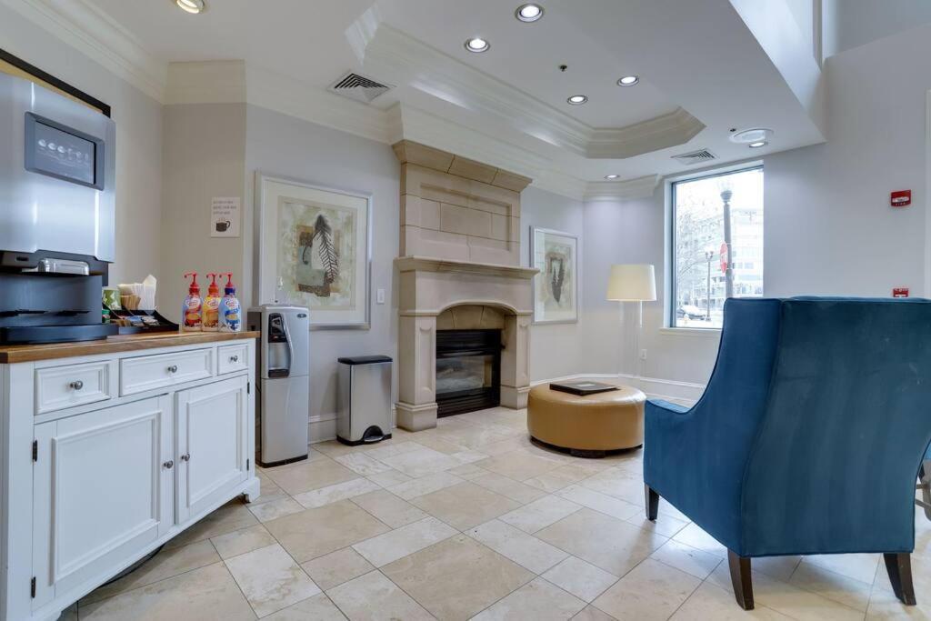 Bright Apartment Walk To Ballston Metro 阿林顿 外观 照片